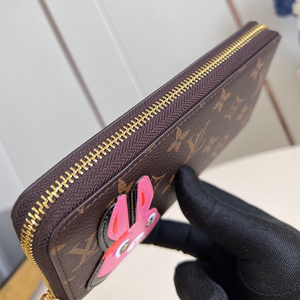 限定 うさぎ♪ルイヴィトン ジッピーウォレット モノグラム 長財布 偽物 M83689