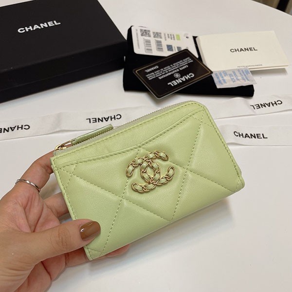 シャネル フラグメントケース ミニ財布 コピー 5色 shv69217