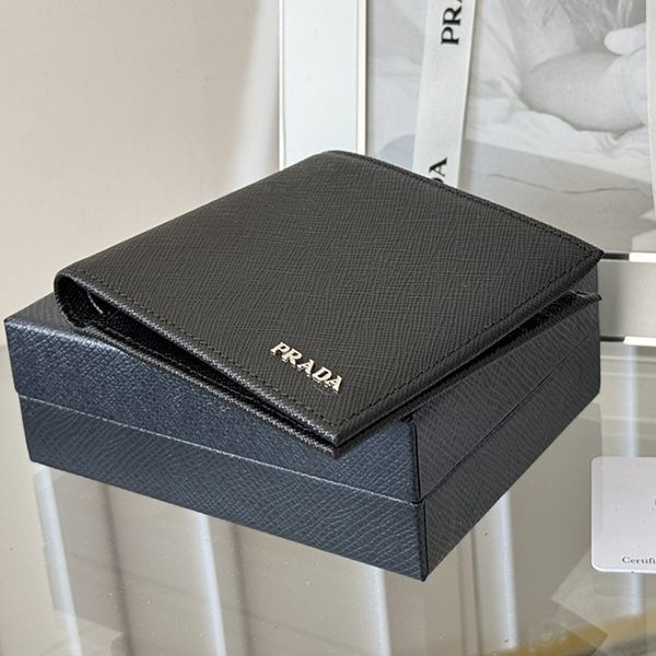 【お洒落☆シンプル】☆プラダ★サフィアーノレザー財布 スーパーコピー pul25459