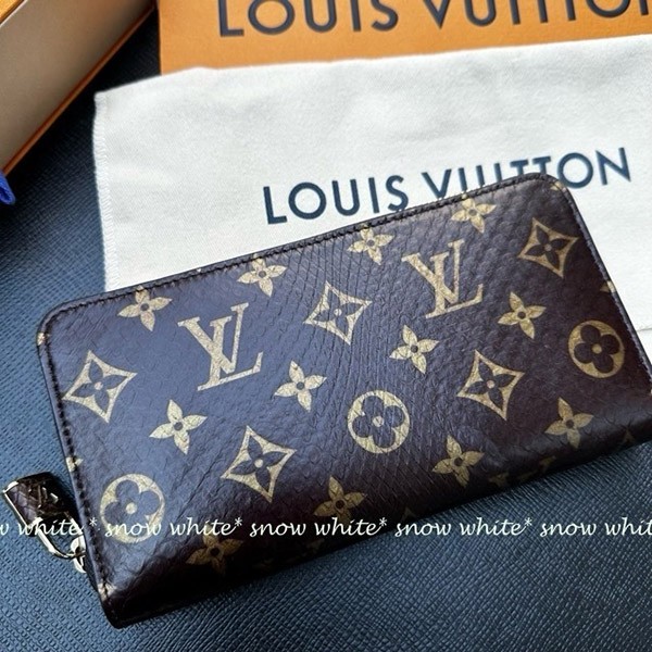 希少！すぐ届く！ルイヴィトン LV リザード ジッピーウォレット 南京錠付き N96955