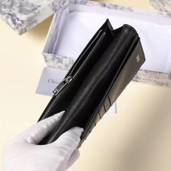 ●人気定番【ディオール】バーティカル ロングウォレット 偽物 dey97182