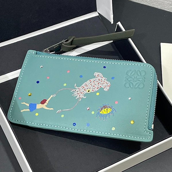 送料無料ロエベ パチモン イカ コインカードホルダー ナパカーフ コラボ loz52829