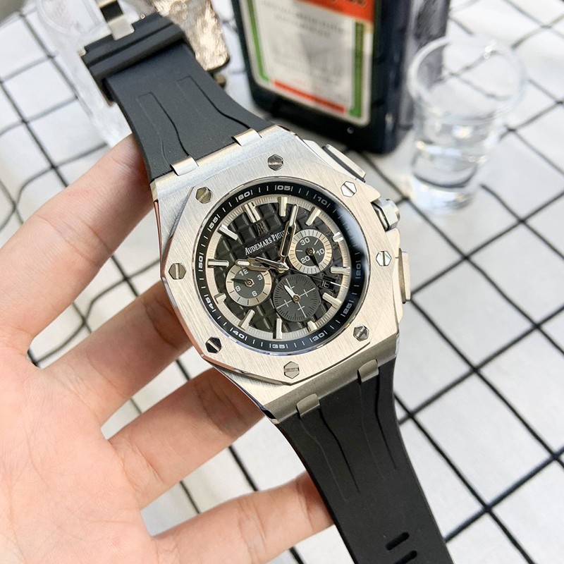 【日本未発売】オーデマピゲ スーパーコピー 時計 ロイヤルオーク オフショア ダイバー 2色 Odo86699