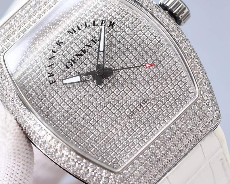★日本!!人気！フランクミュラー カサブランカ V45 偽物 全面ダイヤ54mm fra98326