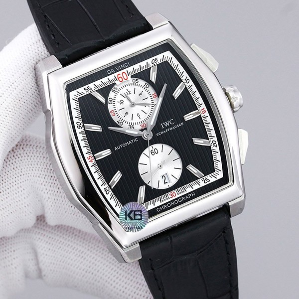 《大人気》IWC スーパーコピー ダ・ヴィンチ クロノグラフ ブラック文字盤 IW37642
