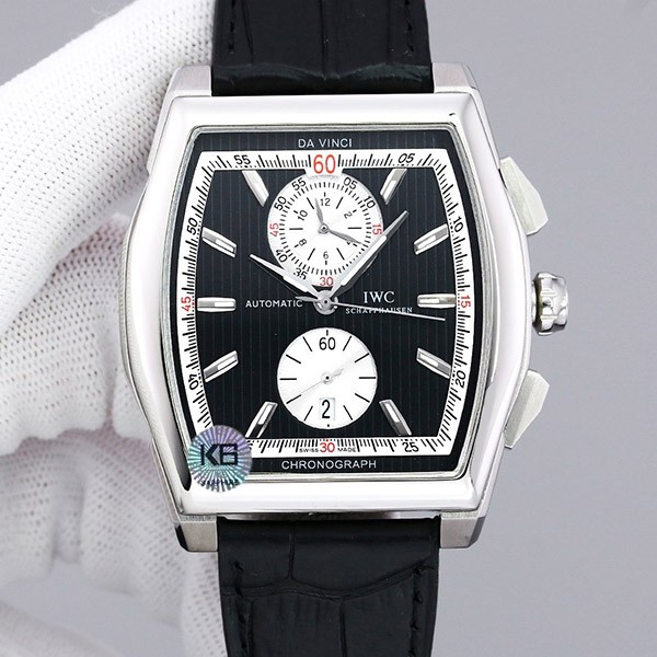 《大人気》IWC スーパーコピー ダ・ヴィンチ クロノグラフ ブラック文字盤 IW37642