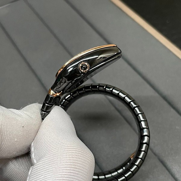 ブルガリ セラミック時計 スーパーコピー セルペンティ スピーガ 102885