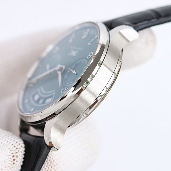 大人気! IWC 偽物 インターナショナルウォッチカンパニー アニュアル・カレンダー iwg15777