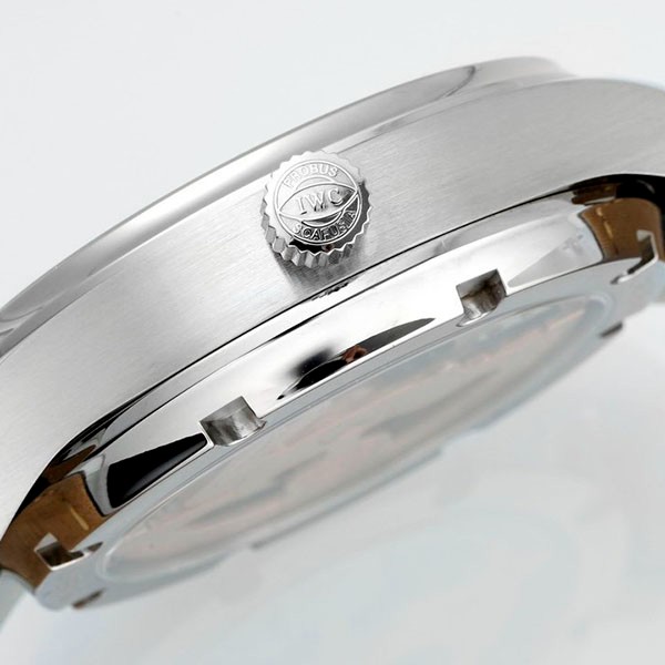 IWC スーパーコピー ポルトギーゼ40 チャイニーズ ニューイヤー IW358315