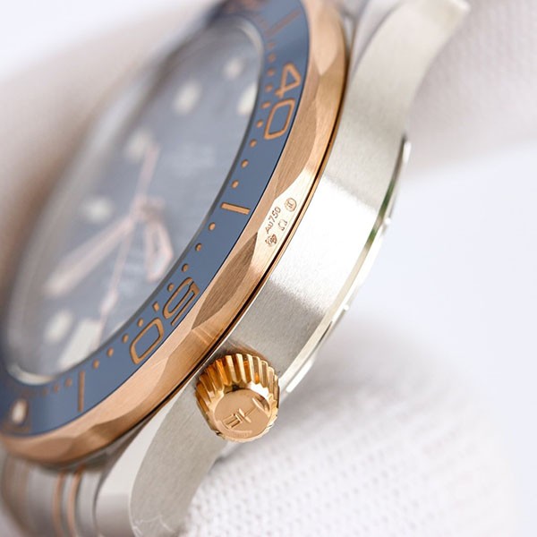 オメガ コピー シーマスター ダイバー 300M コーアクシャル マスタークロノメーター 42MM 210204220