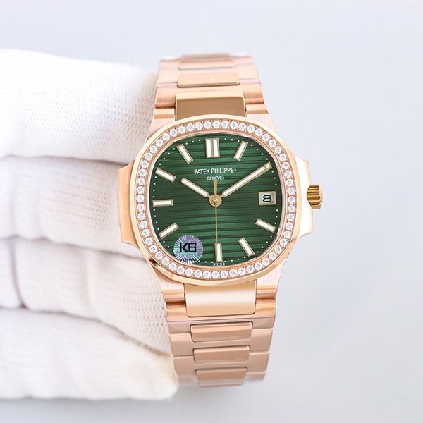 パテックフィリップ 偽物 ノーチラス paf75010