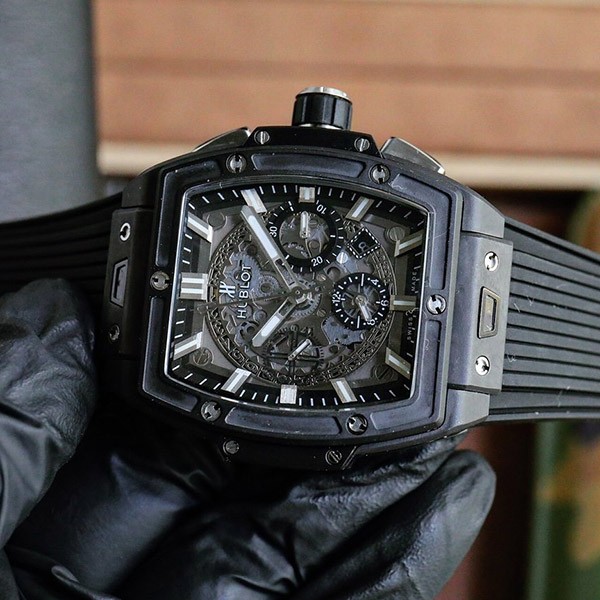 ウブロ スーパーコピー スピリット オブ ビッグ・バン ブラックマジック 642CI0170RX