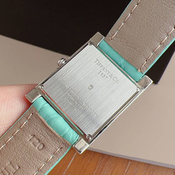 大人気!ティファニー コピー 1837 ロゴ メイカーズ 22mm スクエア ウォッチ 68122449