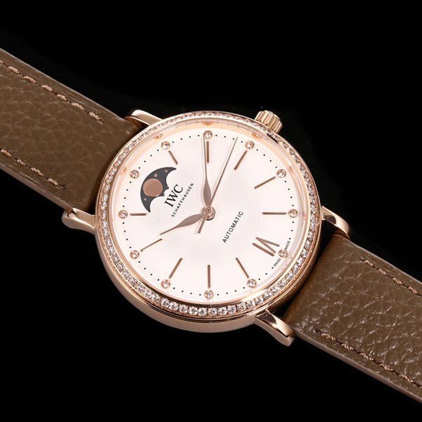 大人気！IWC フェイク ポートフィノ・オートマティック・ムーンフェイズ 37 IW65960