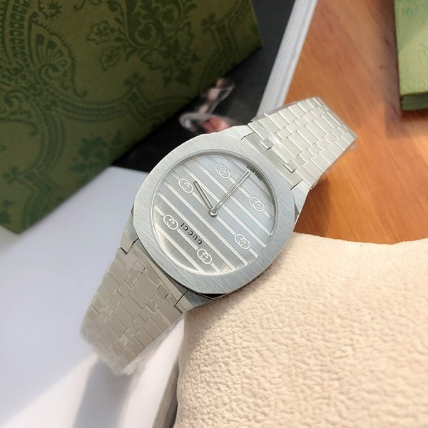 〔グッチ 25H〕コピー クオーツ スチール ウォッチ 34 mm 673111