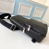 人気◆ルイヴィトン スリングバッグ 偽物◆タイガ アヴェニュー M30443 - 画像 (2)