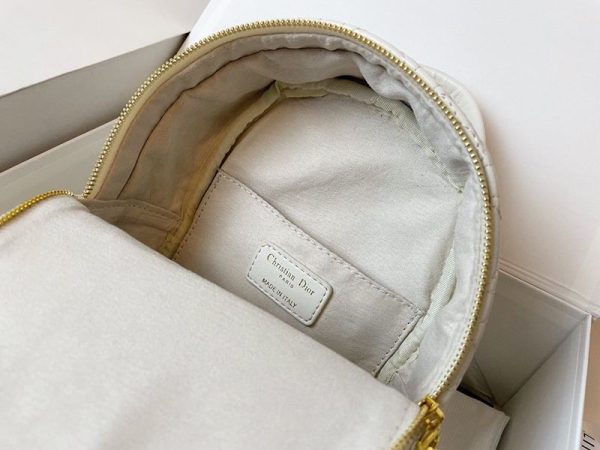 21年春夏 ディオールBACKPACK カナージュ ミニバッグコピー M9222UNGH_M030 - 画像 (9)