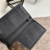 定番 【ルイヴィトン 財布 偽物】モノグラム ポルトフォイユ・ブラザ カードケース M69410 - 画像 (8)