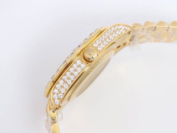 欲しい♡超限定♪ ロレックス 偽物 時計 デイデイト 39MM メンズ シャンパン 全面ダイヤド rob94991 - 画像 (4)