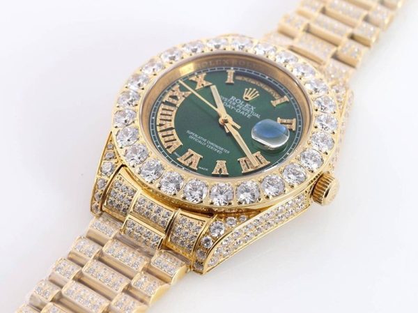 《大人気》ロレックス コピー 時計 デイデイト 39MM 全面ダイヤ メンズ グリーン roa78795 - 画像 (2)