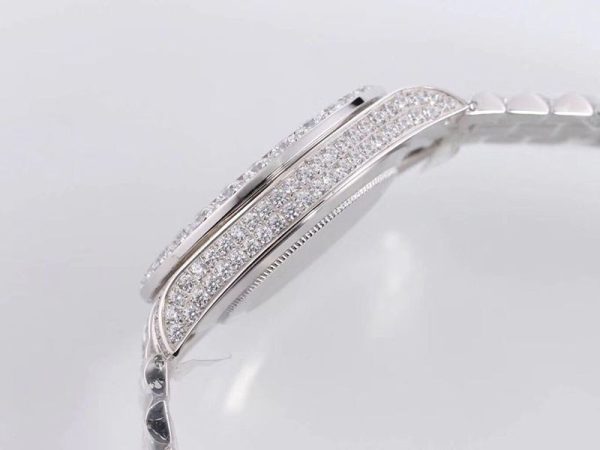 限定 ロレックス 時計 偽物 39MM メンズ ホワイト 全面ダイヤ デイデイト roj31634 - 画像 (6)