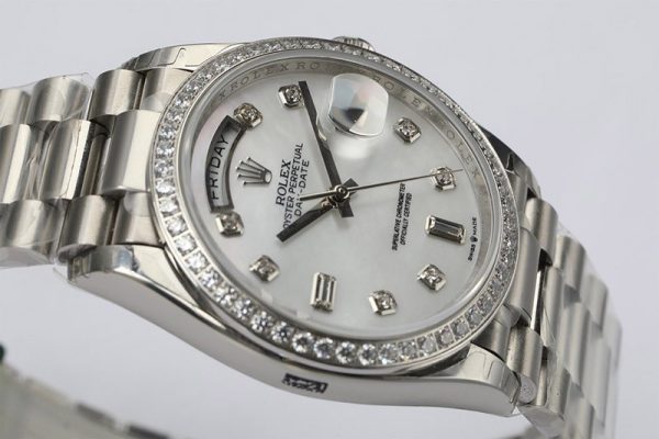 《大人気》ロレックス 腕時計 スーパーコピー デイデイト シルバー 36mm roc20921 - 画像 (4)