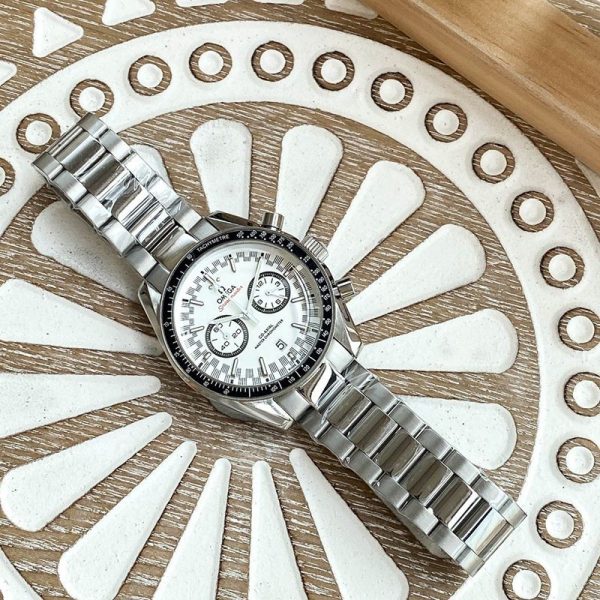 欲しい♡超限定♪オメガ スピードマスター 偽物 レーシング マスター クロノメーター 44.25mm 329.33.44.51.04.001 - 画像 (5)