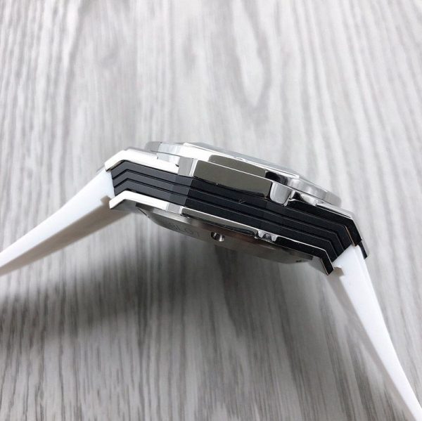 《大人気》ウブロ ビッグバン コピー ウニコ サンブルーII キングゴールド 世界限定100本 huq79427 - 画像 (4)
