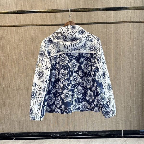 日本未入荷 21SS【モンクレール ジャケット 偽物】Keragan フローラル ナイロン ジャケット 0931A761005956R770 - 画像 (6)