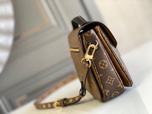 【日本未発売】ルイヴィトン ポシェットメティス MM 偽物★モノグラム・リバース M44876 - 画像 (2)