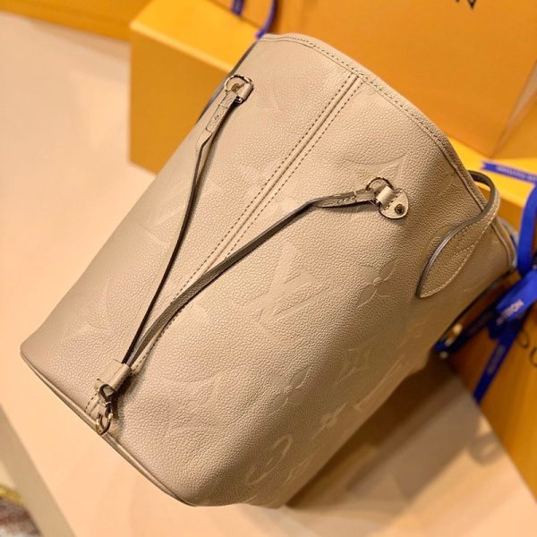 【完売前に！】 ルイヴィトン トートバッグ コピー ネヴァーフル MM M45686 - 画像 (3)