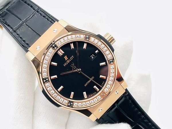 ★日本!!人気！ウブロ 時計 偽物 クラシックフュージョン チタニウム ダイヤモンド huo33501 - 画像 (9)