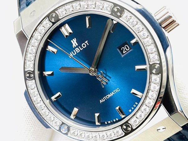 可愛い ウブロ 時計 コピー クラシックフュージョン チタニウム ダイヤモンド huk50811 - 画像 (3)
