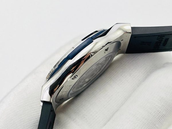 可愛い ウブロ 時計 コピー クラシックフュージョン チタニウム ダイヤモンド huk50811 - 画像 (5)