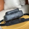 日本未入荷ルイヴィトン アウトドアポシェット 偽物 タイガラマ★ノワール ショルダーバック M30755 - 画像 (5)