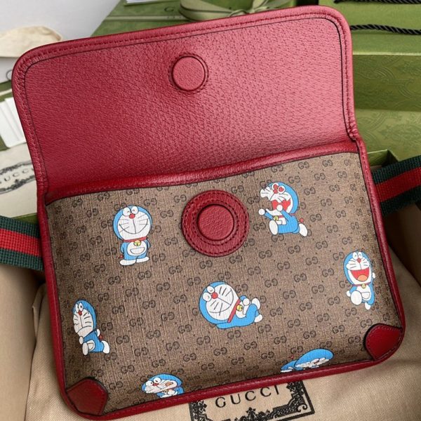 稀少 グッチ×ドラえもん コラボベルトバッグ偽物647817 2TJBG 8587 - 画像 (8)