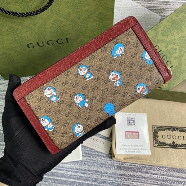 日本未入荷【グッチ】ドラえもん 偽物〈ミニGGスプリームキャンバス ウォレット〉6477872TUBG8580 - 画像 (2)