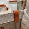 完売必至 クロエ WOODY 偽物 ストラップ付きスモールトートバッグ 3モデルサイズ CHC21WS397F37 - 画像 (9)