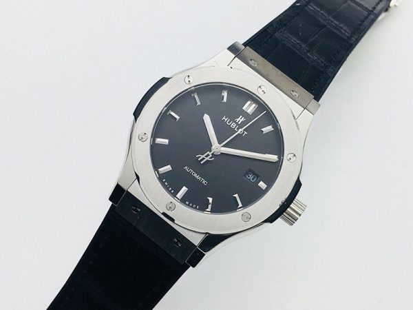 一目惚れ♪ ウブロ 時計 偽物 クラシックフュージョン チタニウム huf53676 - 画像 (3)