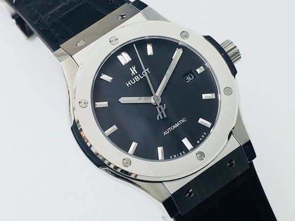 一目惚れ♪ ウブロ 時計 偽物 クラシックフュージョン チタニウム huf53676 - 画像 (5)