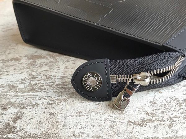 完売必至 シュプリーム × ​ルイヴィトン 偽物 z Pochette Jour GM クラッチバッグ BLACK M66889 - 画像 (6)