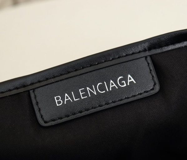 【即発】バレンシアガ ネイビーカバス 偽物 XS 2WAYトート ブラック×ブラック ban70970 - 画像 (6)