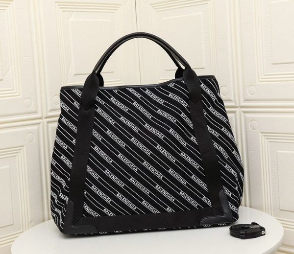 目を惹くカラーバレンシアガ トートバッグ 偽物/NAVY CABAS M ネイビーカバス baz93979 - 画像 (2)