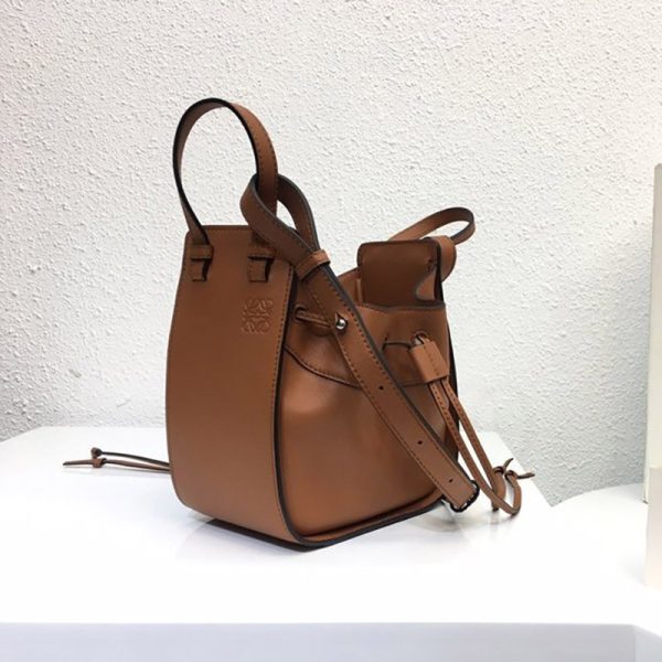 欲しい♡超限定♪ロエベ ハンモック 偽物 ドローストリング ショルダーバッグ 0010473155 - 画像 (3)