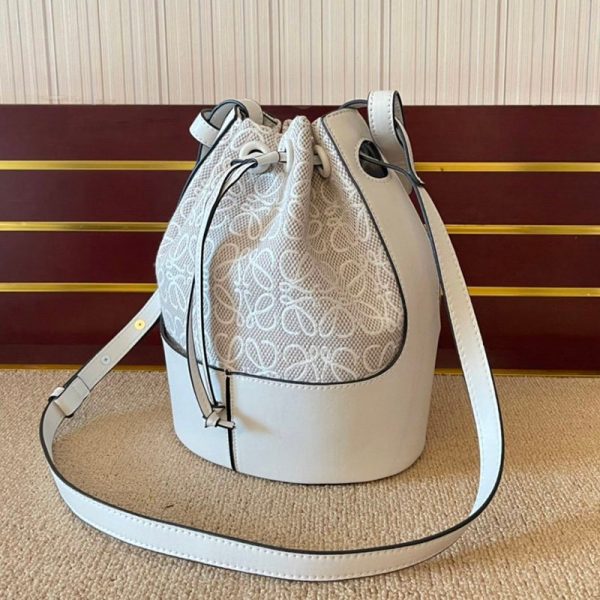関税負担なし ロエベ バルーンバッグ 偽物 2wayバッグ ショルダーバッグ loo11177 トートバッグ ショルダーバッグ アナグラム - 画像 (4)