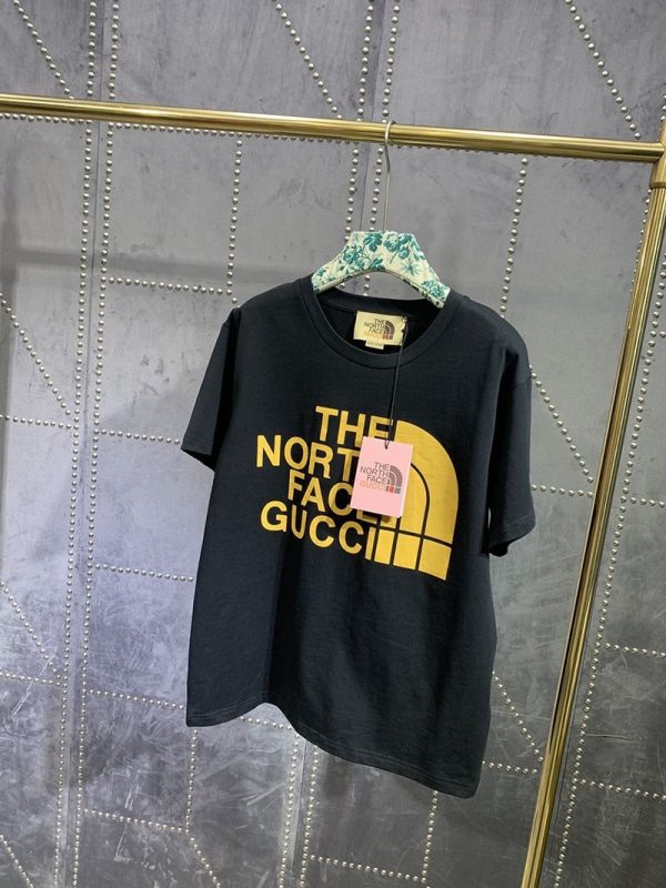 大人気！グッチ×ノースフェイス コラボ★スペシャルロゴTシャツ スーパーコピー Nom09810 - 画像 (2)