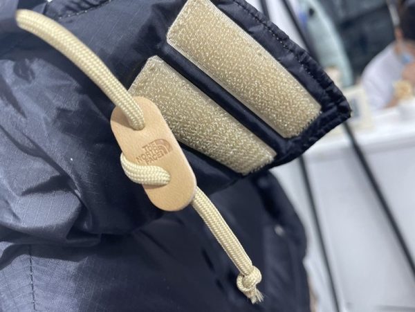 大人気！グッチ ノースフェイス ナイロンダウン偽物 Nob31309 - 画像 (5)