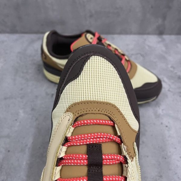 【即発】トラヴィススコット 偽物 × ナイキ エアマックス 1 "カクタス ジャック" バロック ブラウン DO9392200 - 画像 (9)