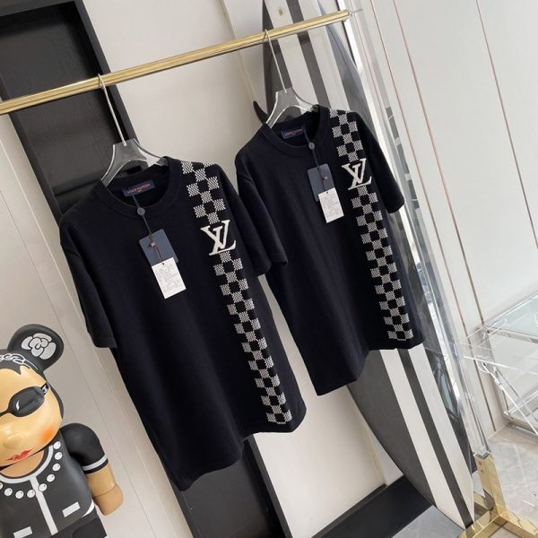 セール新作 ルイヴィトン Tシャツ パロディ☆ダミエストライプジャカード 1A8P9W - 画像 (2)