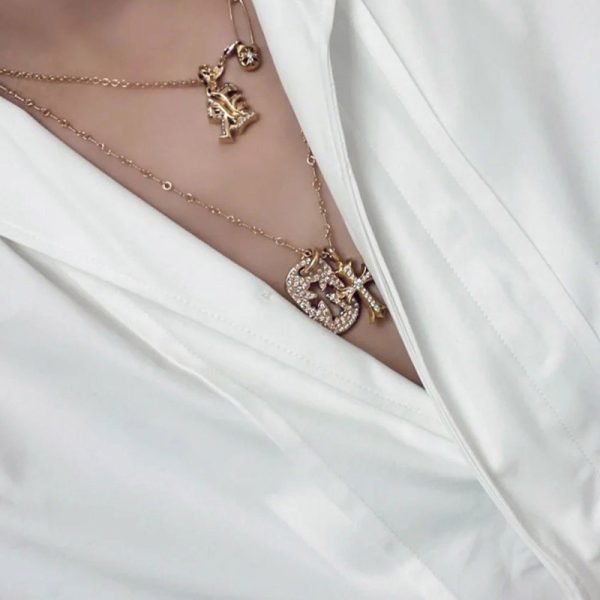 争奪戦 【クロムハーツ ネックレス 偽物】CHクロス 22K セーフティピン ゴールド Kun81184 - 画像 (4)